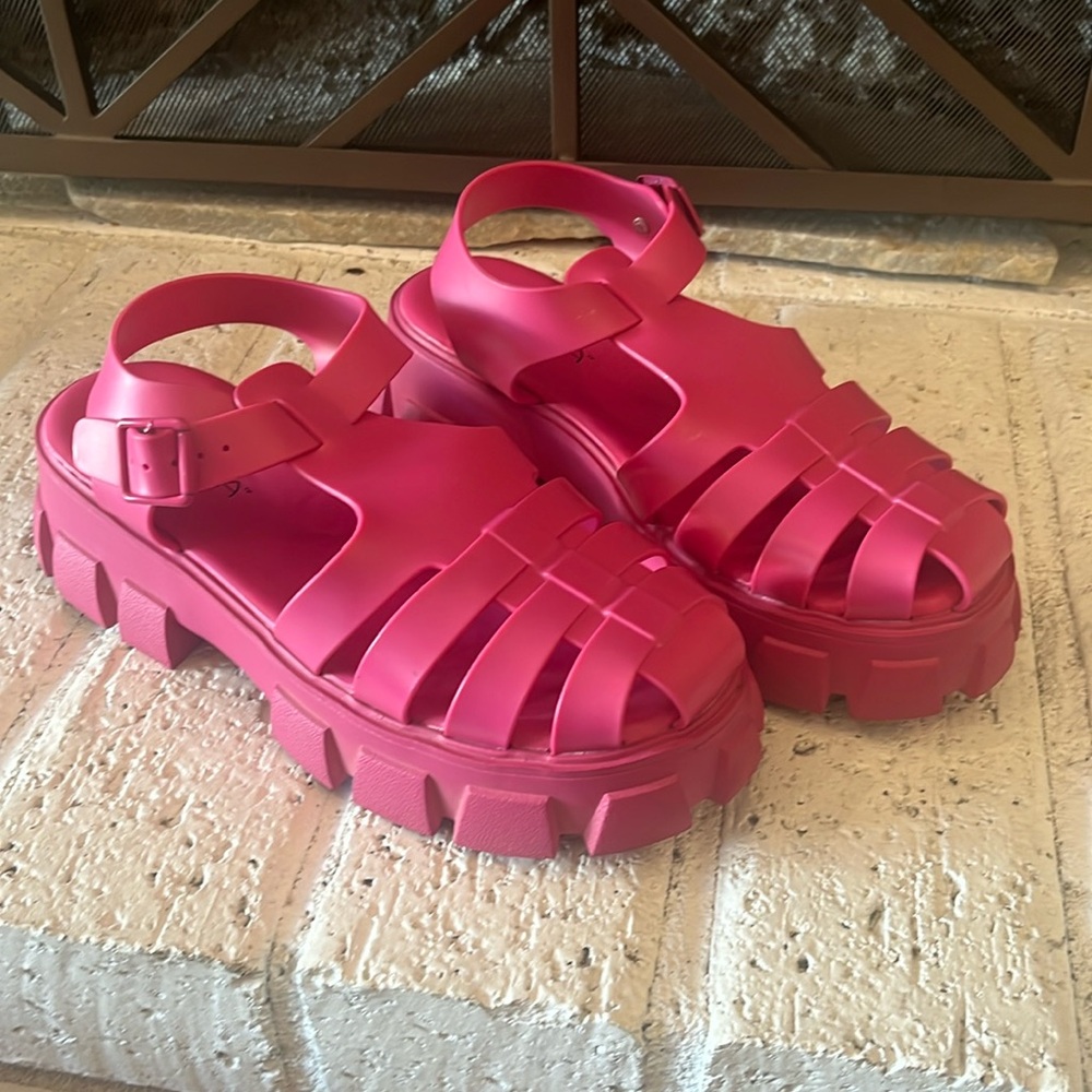 Fisherman sandals GUC. No box.